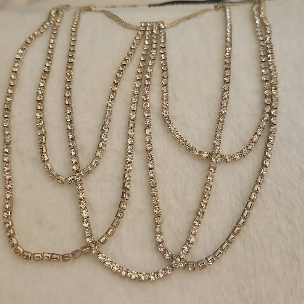 3/$30 Silver Rhinestone Layered Festoon Semi-elastic Body Thigh Festival Chain